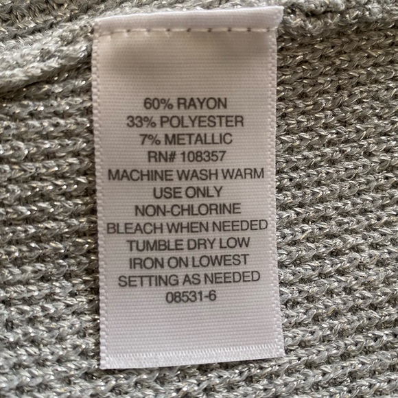 LIZ CLAIBORNE 🩶SPARKLING SILVER🩶 SWEATER SIZE LARGE 🌟NWOT🌟 - Picture 9 of 11